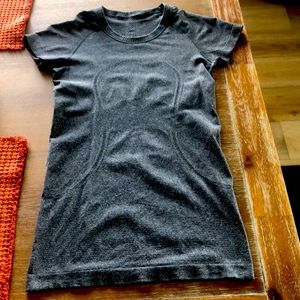 Womens Lululemon Shirt